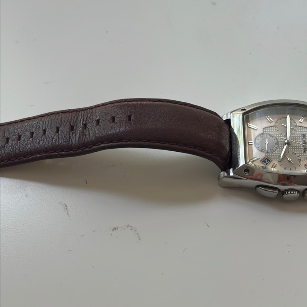 Fossil Silver Case With Brown Leather Strap Watch - image 5